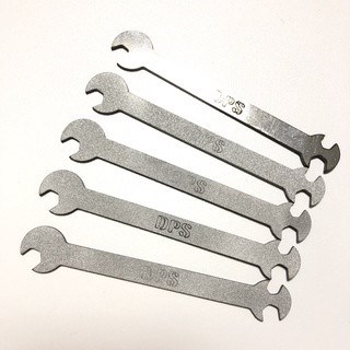 Wrench size 5.5 - 5 - 4 (for M3, M2.5, M2 bolts)