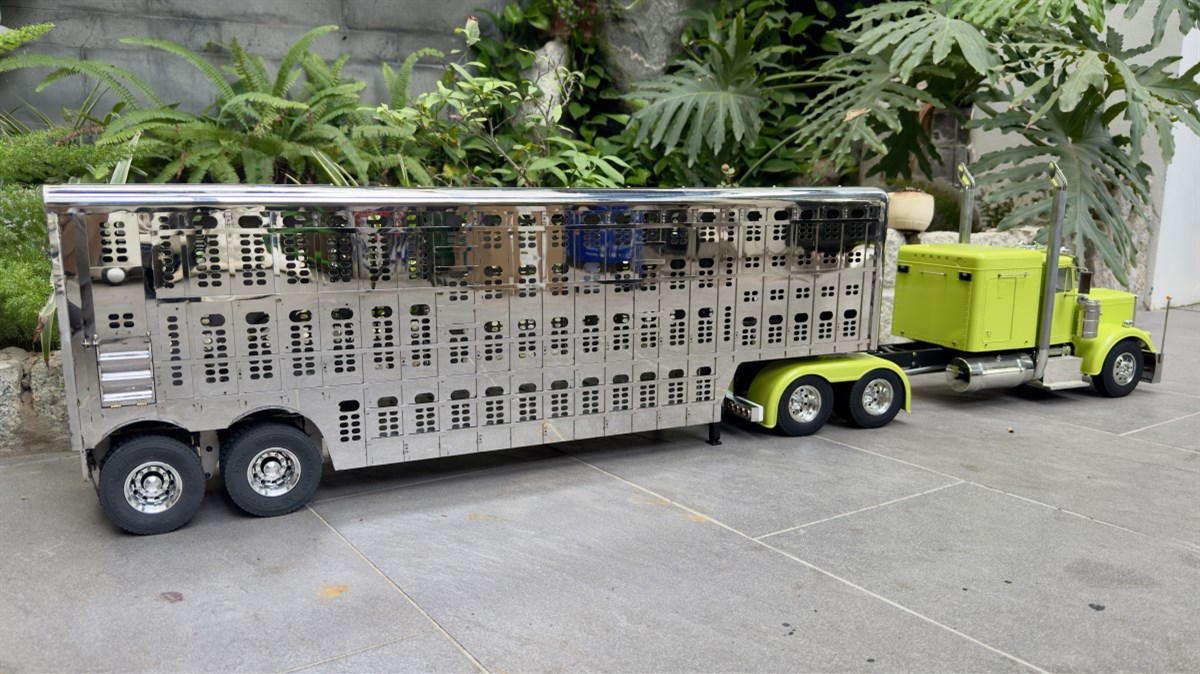 DPS CATTLE LIVESTOCK TRAILER 2AXLE - LENGTH : 900MM