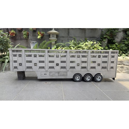 D26.020.EURO LIVE STOCK TRAILER ( CATTLE TRAILER )
